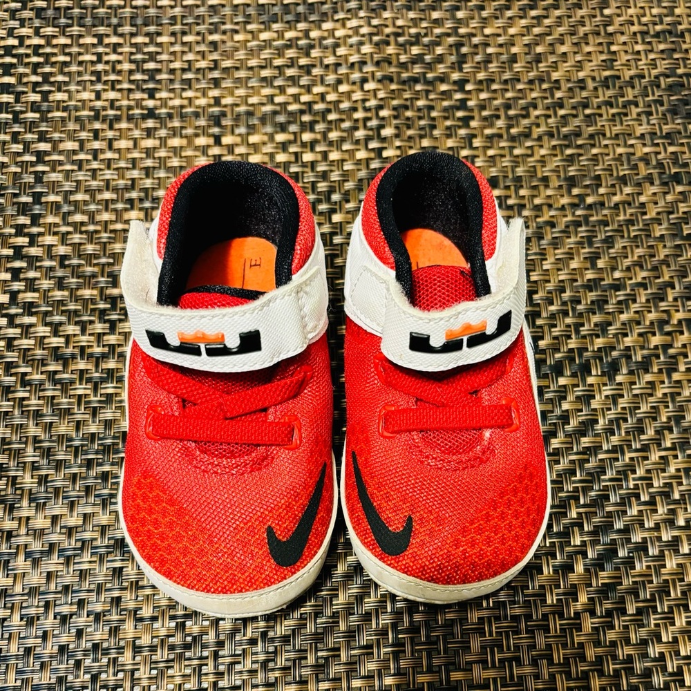 Nike Lebron Red infant shoes